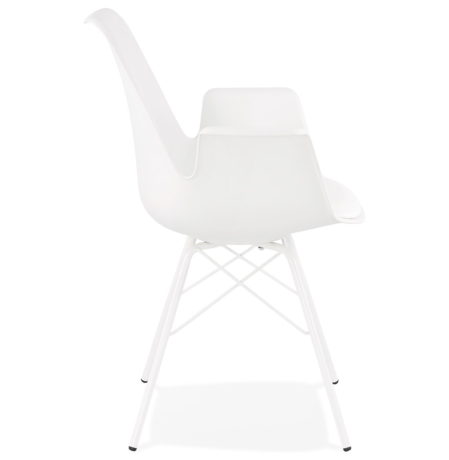 Design armchair KOKLIKO