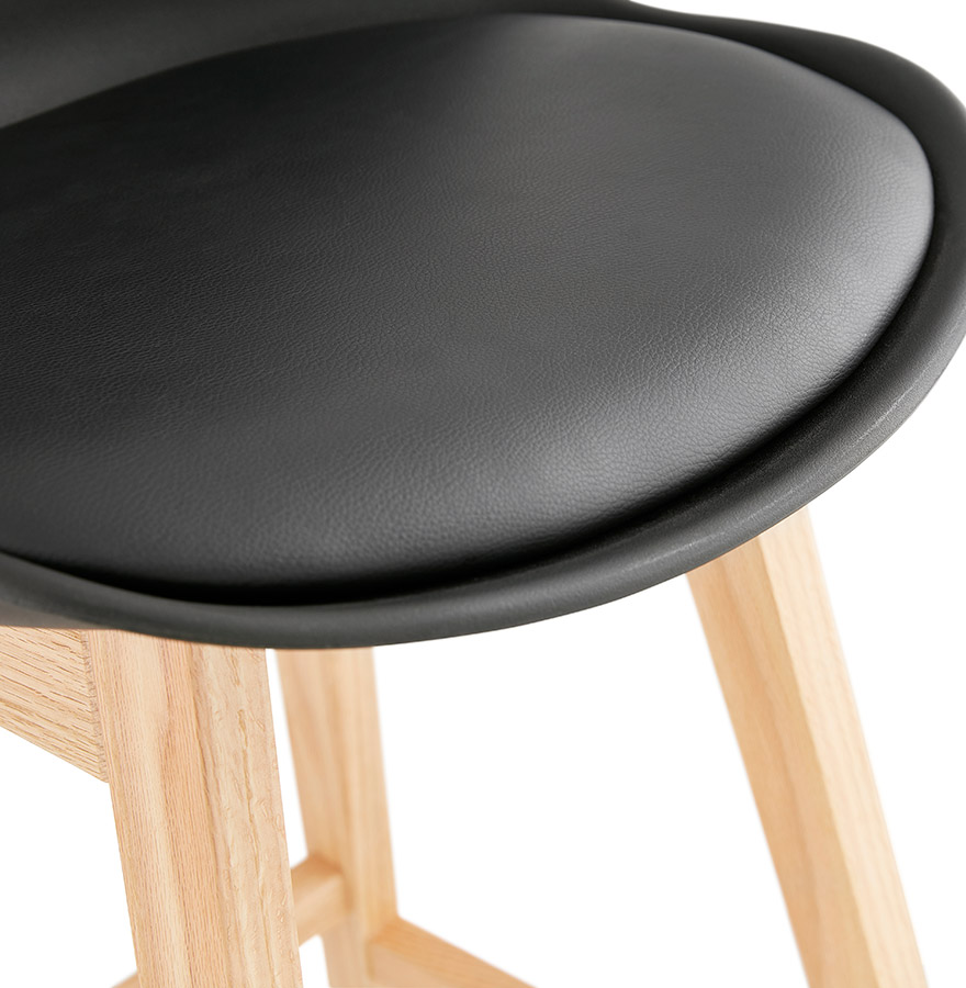 Design barstool APRIL