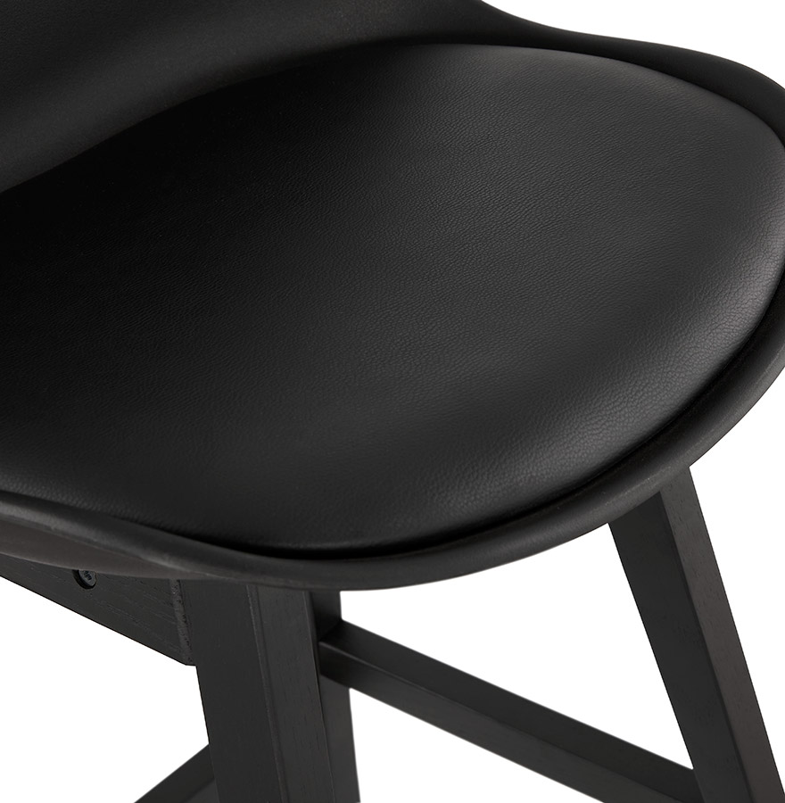 Design barstool APRIL