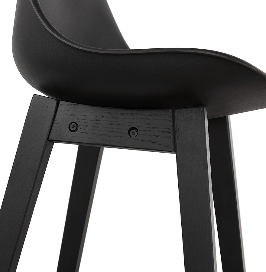 Design barstool APRIL