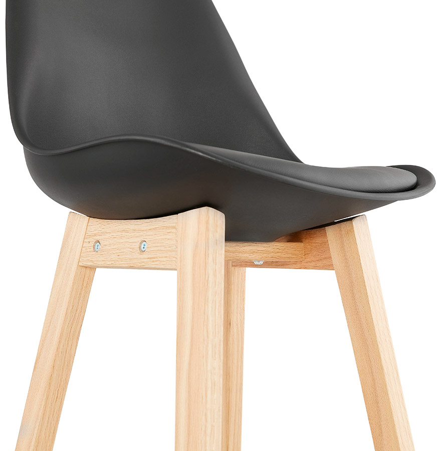 Design barstool APRIL